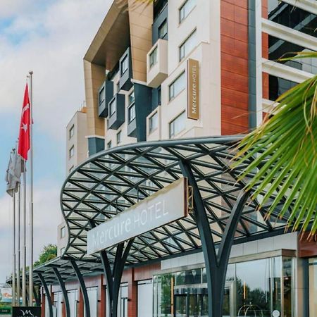 Mercure Trabzon Hotel Bagian luar foto Entrance of the hotel