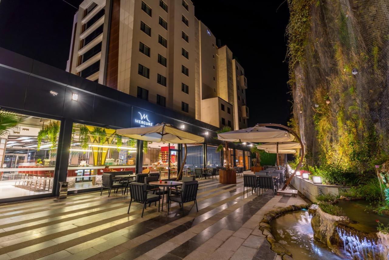 Mercure Trabzon Hotel Bagian luar foto The hotel's restaurant