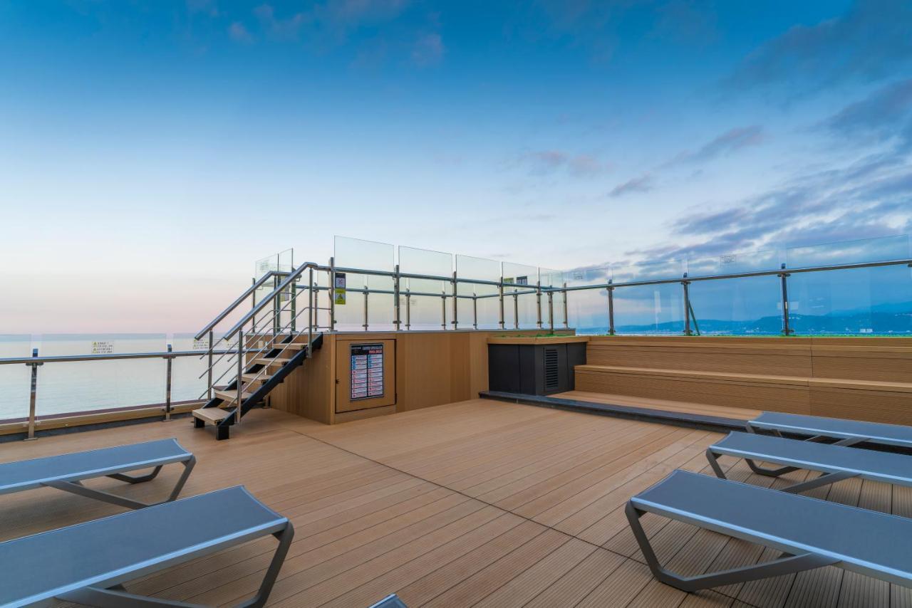 Mercure Trabzon Hotel Bagian luar foto The observation deck