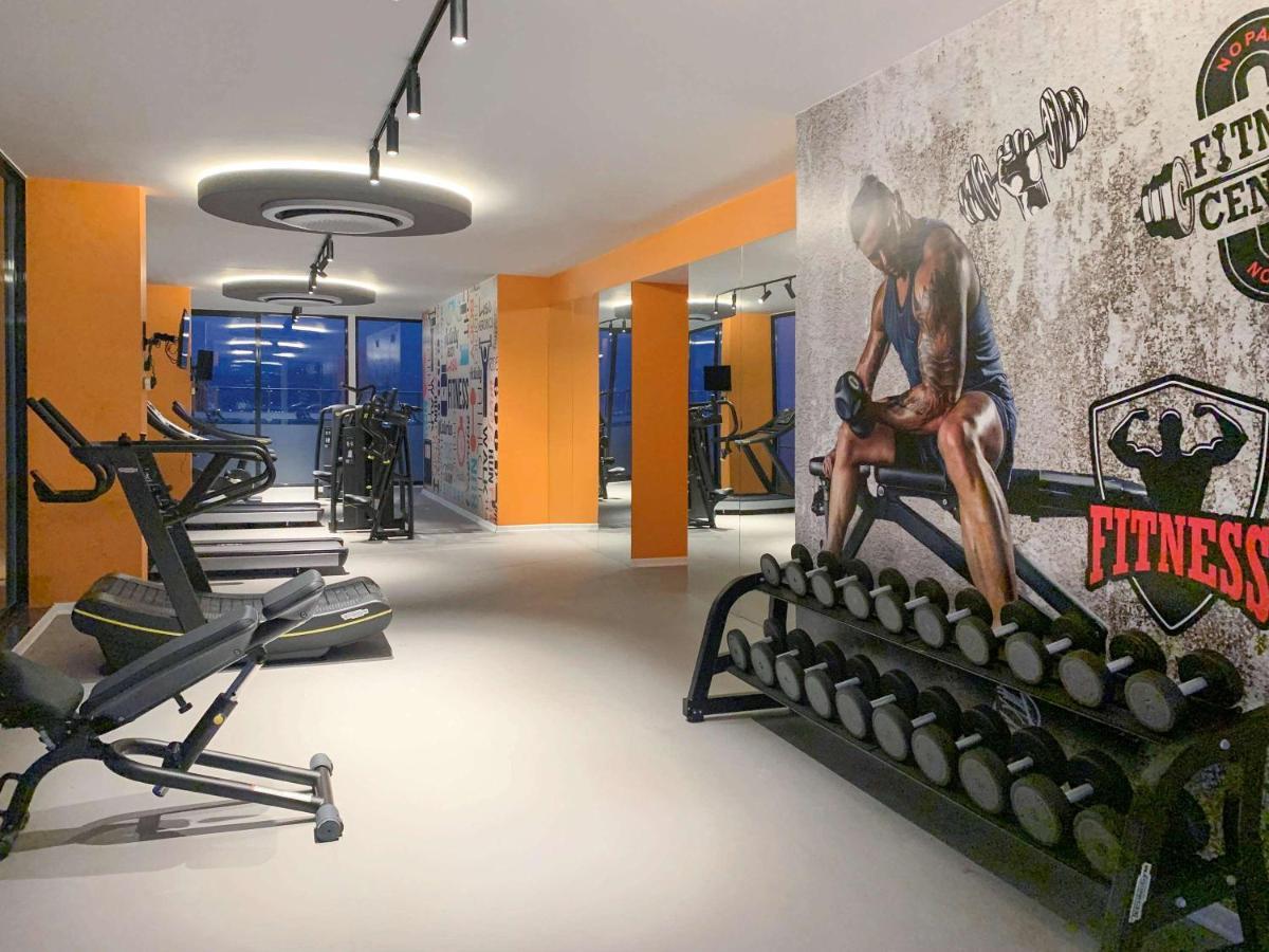 Mercure Trabzon Hotel Bagian luar foto The gym at the hotel