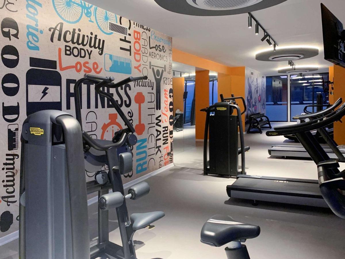 Mercure Trabzon Hotel Bagian luar foto The gym at the hotel
